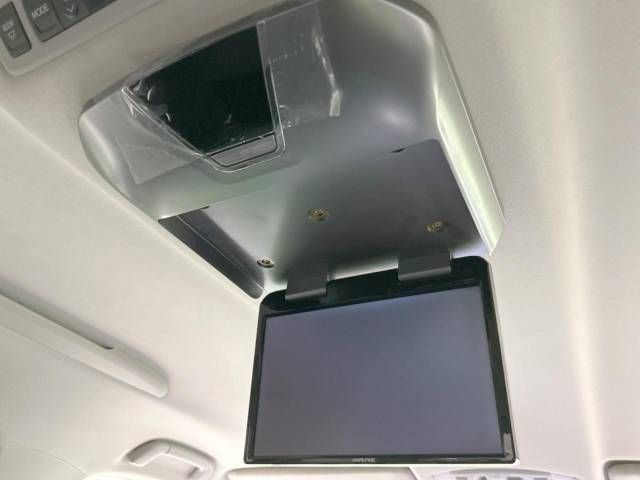 Toyota VELLFIRE 2010-11 194699-3