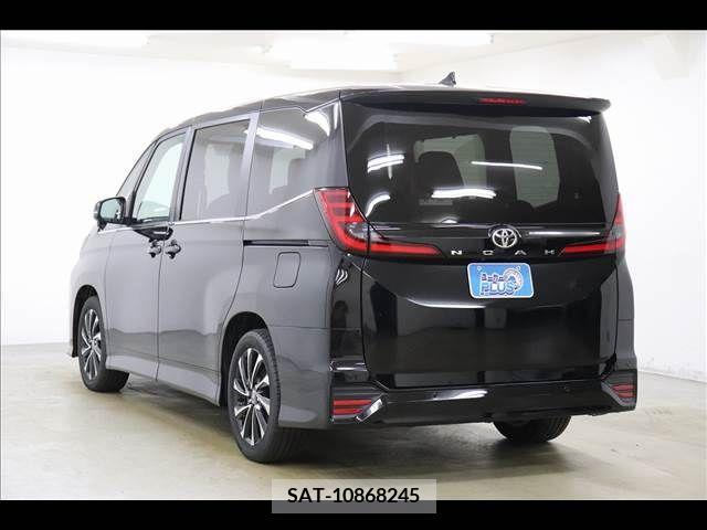 Toyota NOAH 2023-09 220382-19