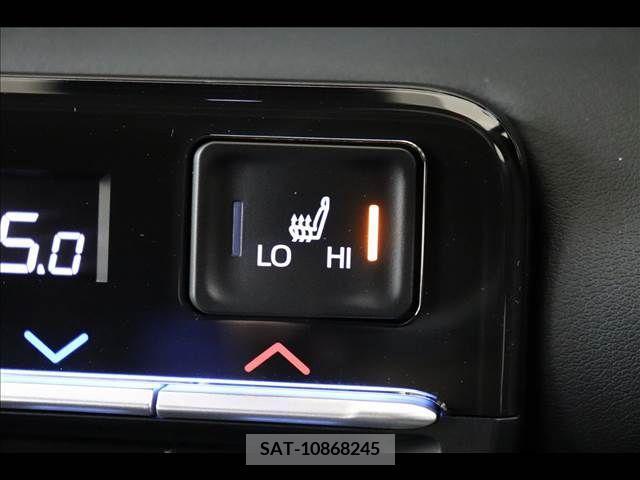 Toyota NOAH 2023-09 220382-6