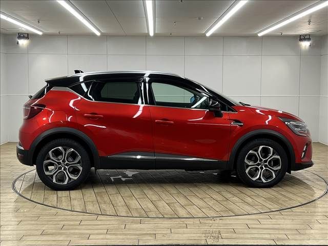 Renault CAPTUR 2021-10 12167-16