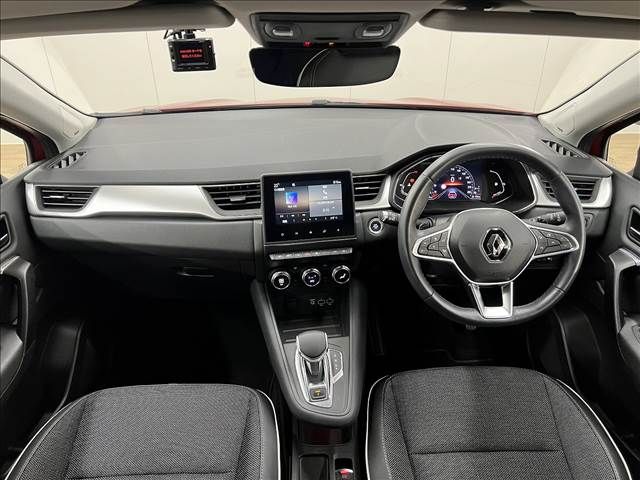 Renault CAPTUR 2021-10 12167-1