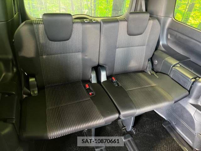 Toyota VOXY 2018-12 213314-10