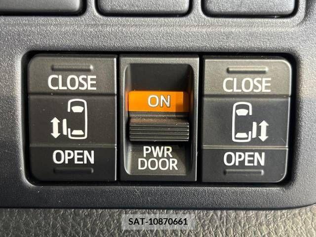 Toyota VOXY 2018-12 213314-5
