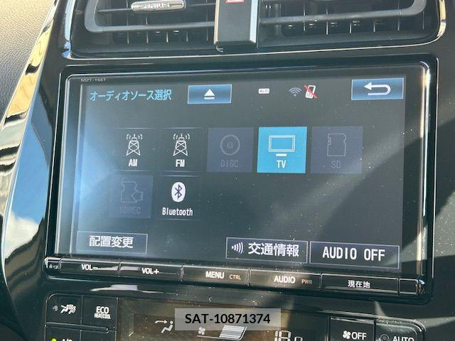 Toyota PRIUS 2018-04 282063-4