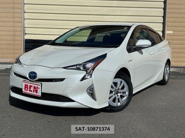 Toyota PRIUS 2018-04 282063-0