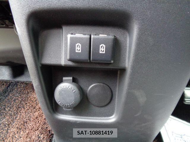 Suzuki SPACIA 2021-04 285847-17