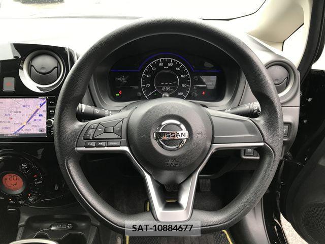 Nissan NOTE 2018-02 232757-17