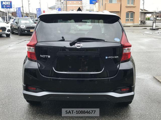 Nissan NOTE 2018-02 232757-6