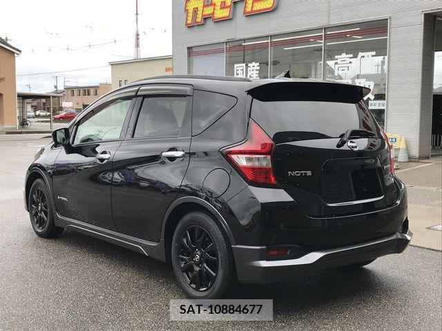 Nissan NOTE 2018-02 232757-7