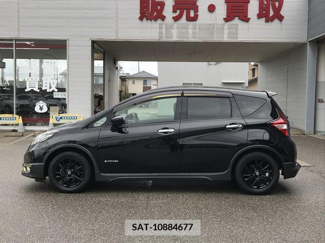 Nissan NOTE 2018-02 232757-8