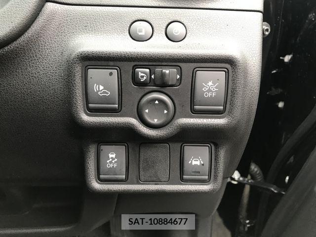 Nissan NOTE 2018-02 232757-23