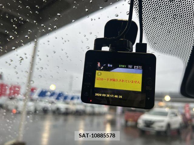 Mitsubishi EK X 2019-06 237592-14