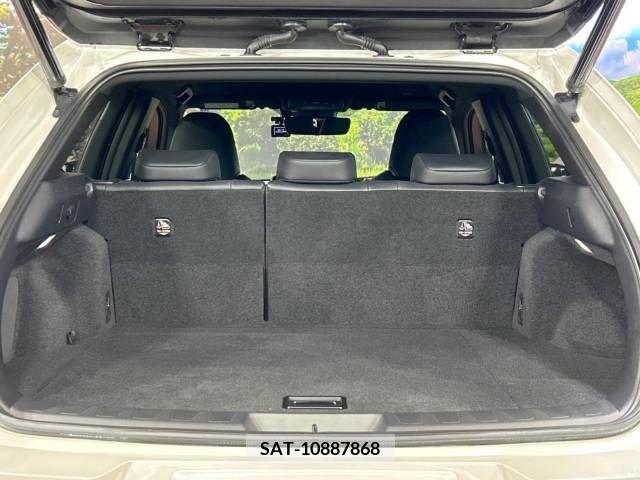 Lexus UX 2019-12 354108-10