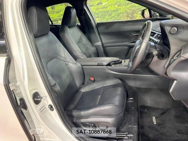 Lexus UX 2019-12 354108-8