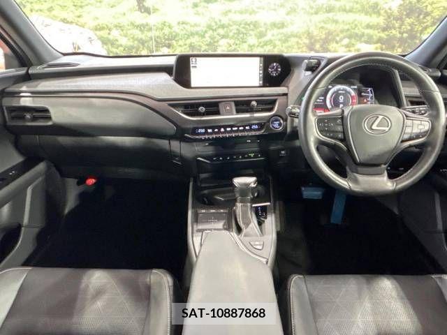 Lexus UX 2019-12 354108-1
