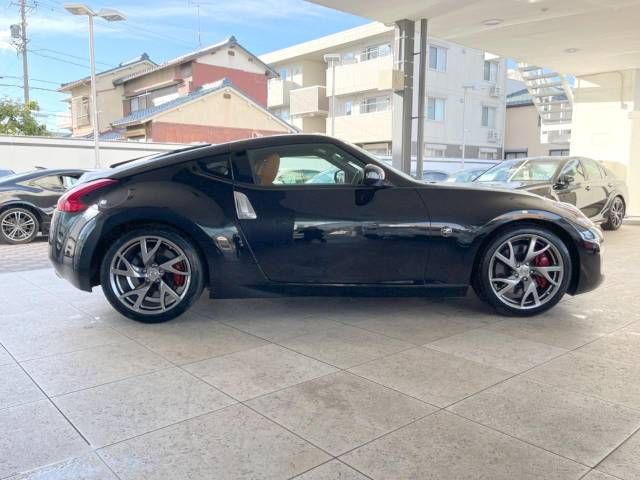 Nissan FAIRLADY Z 2012-11 11597-18