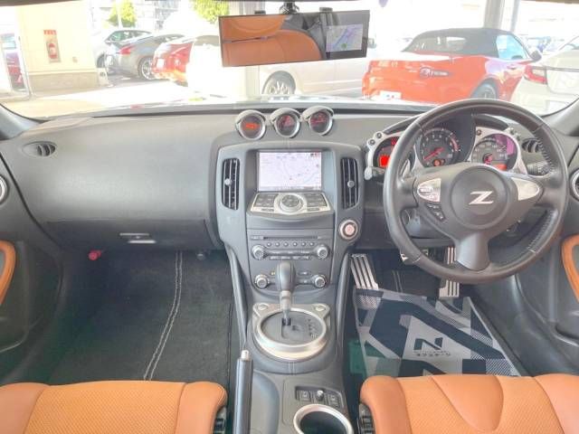 Nissan FAIRLADY Z 2012-11 11597-1