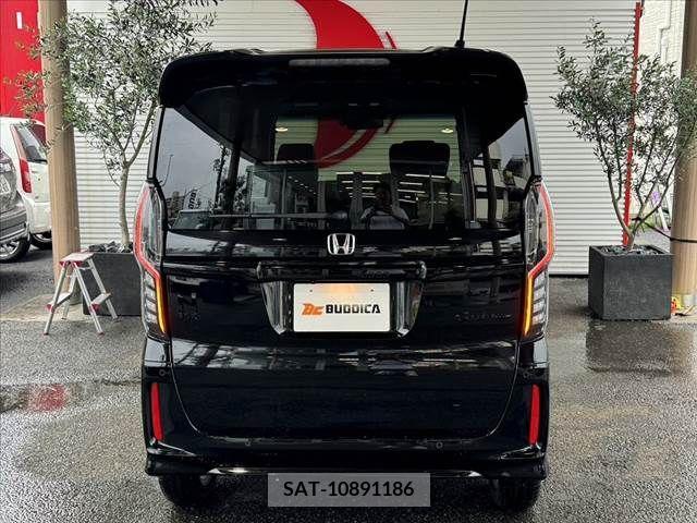 Honda N BOX 2022-11 354846-11