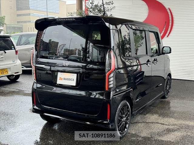 Honda N BOX 2022-11 354846-10