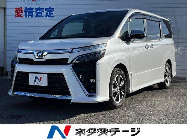 Toyota VOXY 2018-03 332169-0