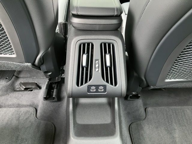 Bmw 2 SERIES 2022-09 21729-23