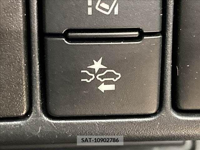 Toyota AQUA 2018-02 227763-5