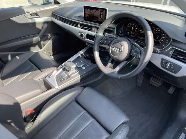 Audi A4 2019-01 18912-8