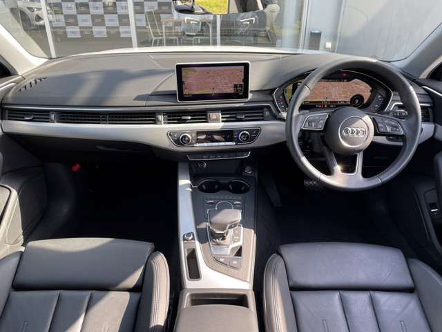 Audi A4 2019-01 18912-7