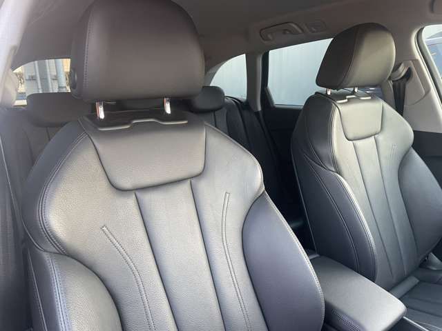 Audi A4 2019-01 18912-16