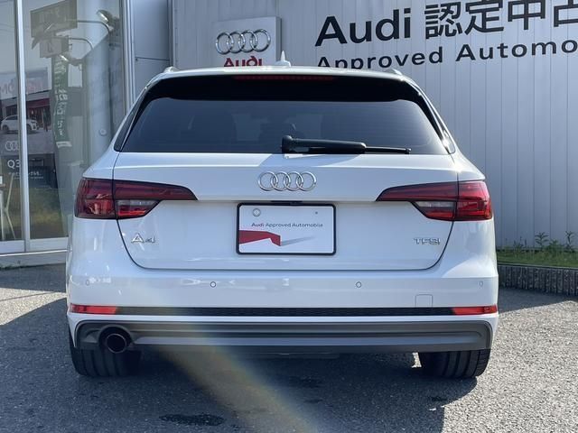 Audi A4 2019-01 18912-3