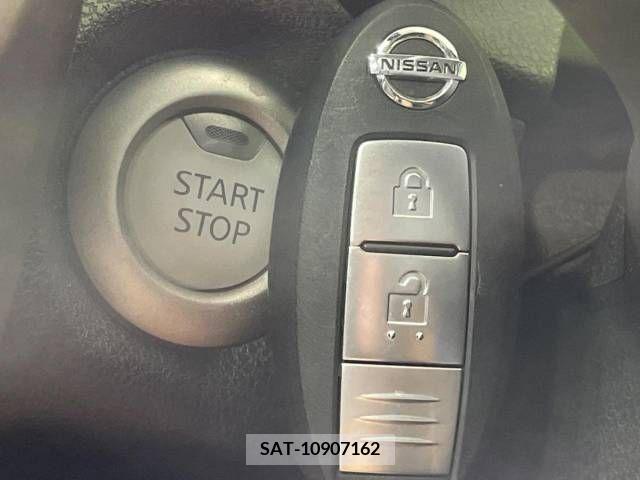 Nissan NOTE 2016-11 392969-5