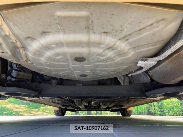Nissan NOTE 2016-11 392969-17