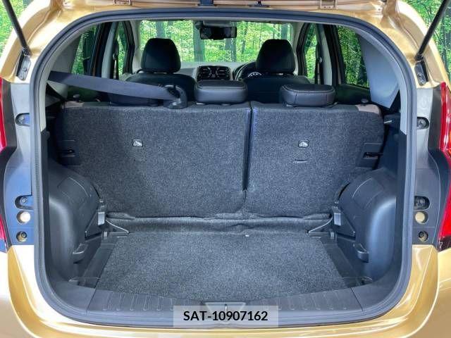 Nissan NOTE 2016-11 392969-8