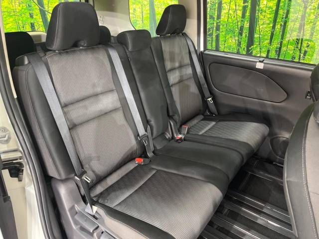 Nissan SERENA 2022-01 17141-8