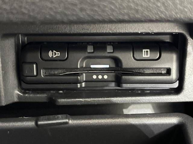 Nissan SERENA 2022-01 17141-5