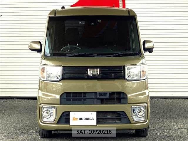 Daihatsu WAKE 2017-04 252096-7
