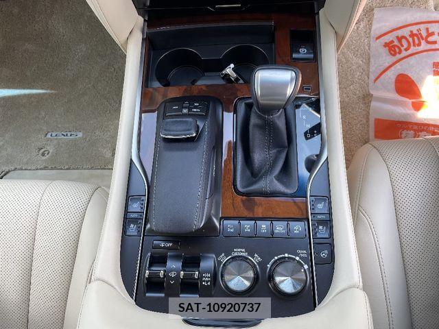 Lexus LX 2016-10 276677-18
