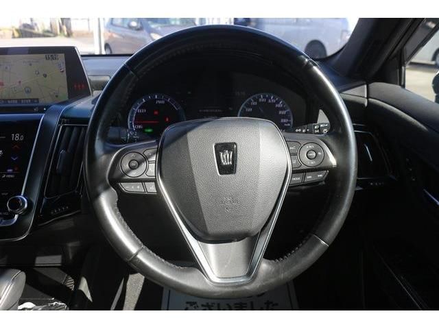 Toyota CROWN SEDAN 2019-06 8885-13