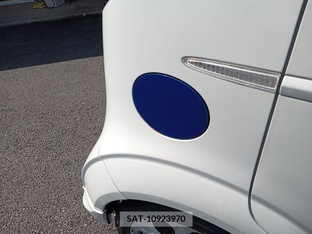 Subaru R2 2005-03 385845-27