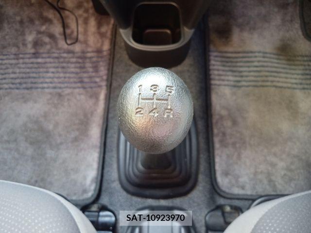 Subaru R2 2005-03 385845-14