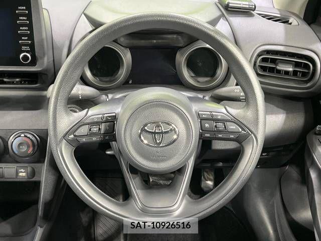 Toyota YARIS CROSS 2023-04 205263-11