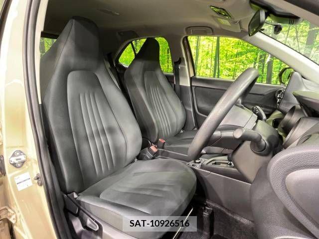 Toyota YARIS CROSS 2023-04 205263-8