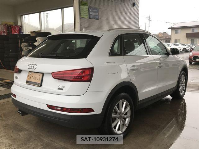 Audi Q3 2016-10 261358-6