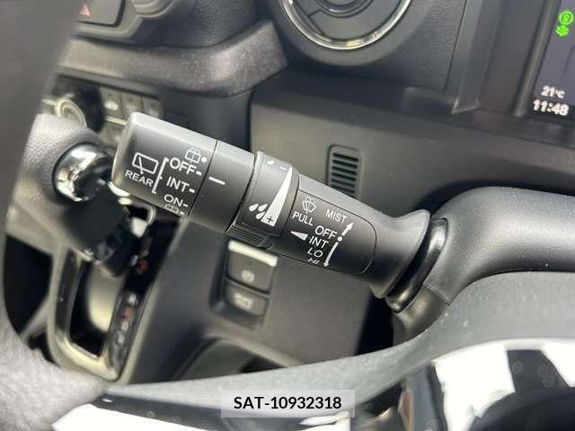 Honda N BOX CUSTOM 2024-03 377500-16