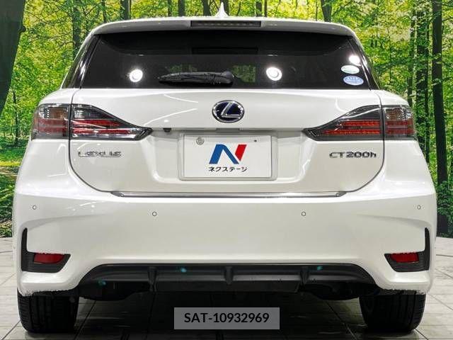 Lexus CT 2014-04 275188-15