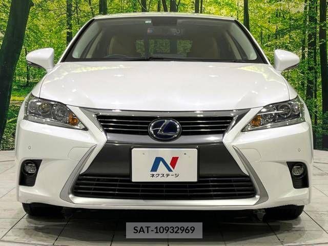 Lexus CT 2014-04 275188-14
