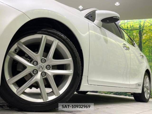 Lexus CT 2014-04 275188-13