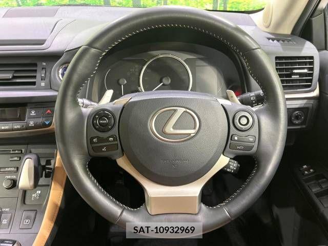 Lexus CT 2014-04 275188-11