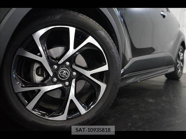 Toyota C-HR 2018-03 389968-3