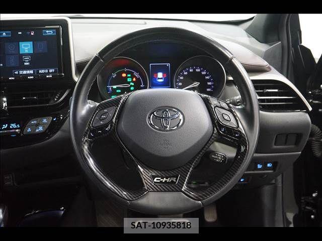 Toyota C-HR 2018-03 389968-9
